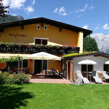 Guest house Bergfrieden Leutasch/seefeld
