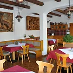 Bergfrieden Leutasch/seefeld 3*