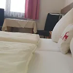 ゲストハウス Bergfrieden Leutasch/seefeld